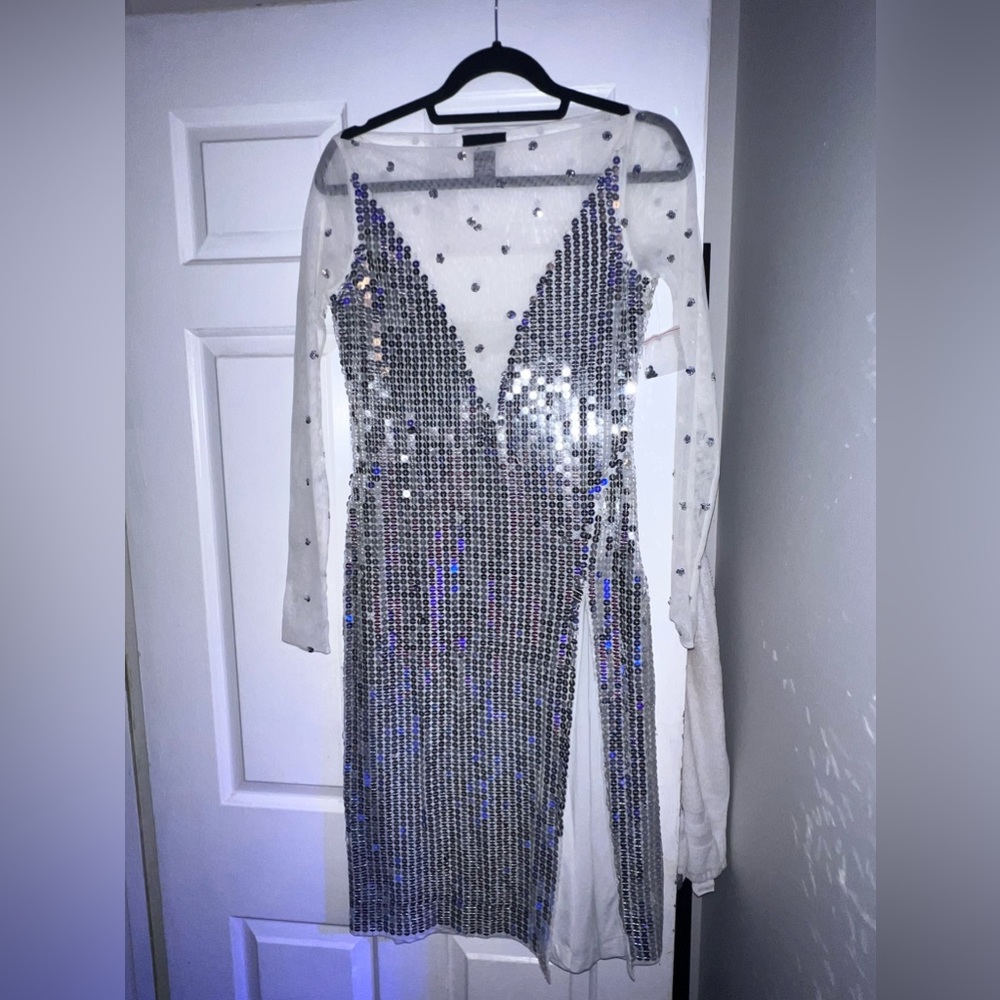 H:ours Sparkly Dress